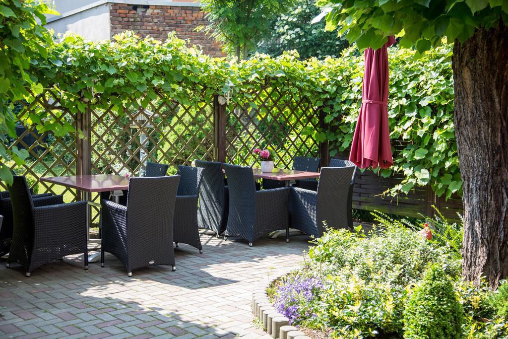 גרה Ferienwohnungen Am Wintergarten מראה חיצוני תמונה